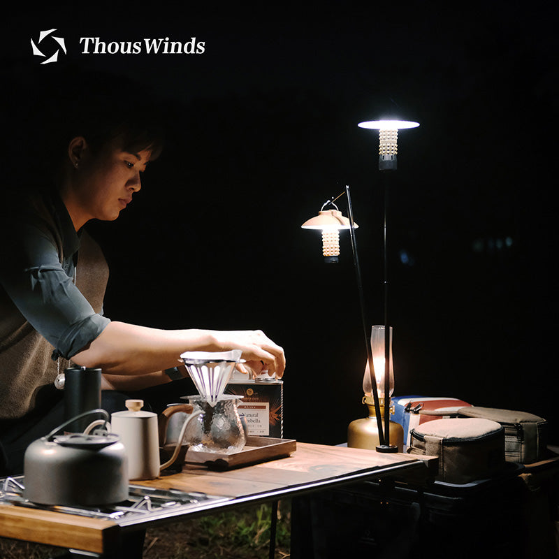 ThousWinds Multi-functional Camping Lamp Tripod